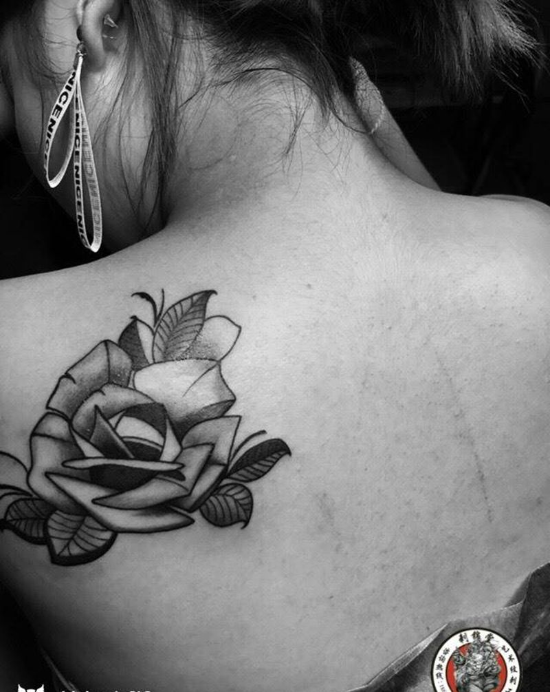 刺锦堂纹身#今日作品更新#old school 花纹身图片