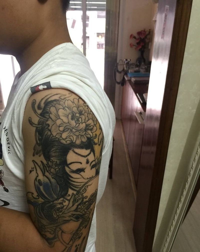 艺妓 活动 恢复后纹身图片