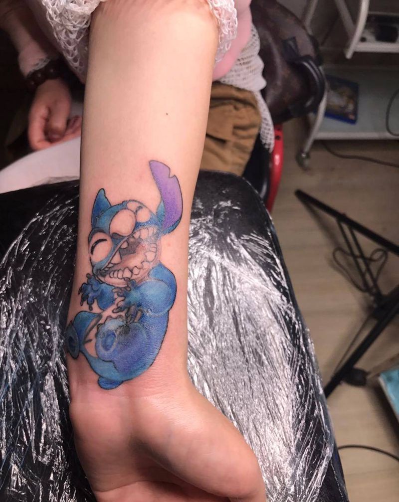 今日刺青欣赏：遮盖进度中纹身图片