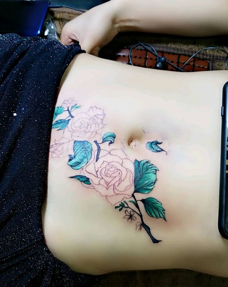 腹部遮盖玫瑰纹身图片_腹部欧美写实纹身图案