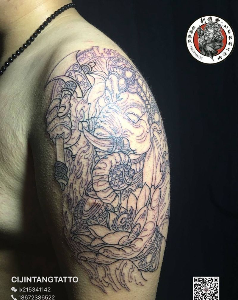 今日刺青欣赏：象神线条完成…纹身图片