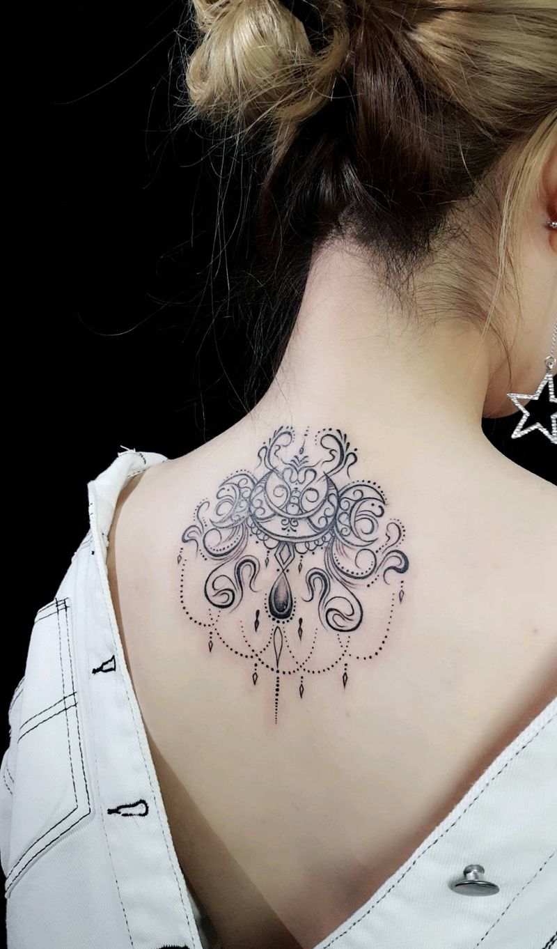 ……纹身图片_背部清新几何图腾原创成品纹身图案