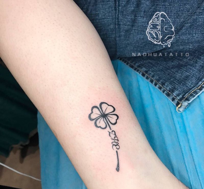 四叶草纹身图片