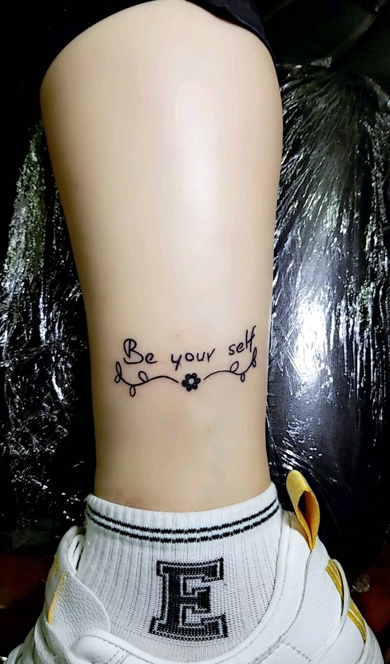 小图纹身图片_手臂脚部纹身图案