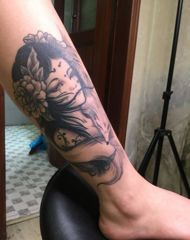 美女的纹身恢复好了 是接着灰黑 还是上彩色呢/呲牙 有你来决定纹身图片