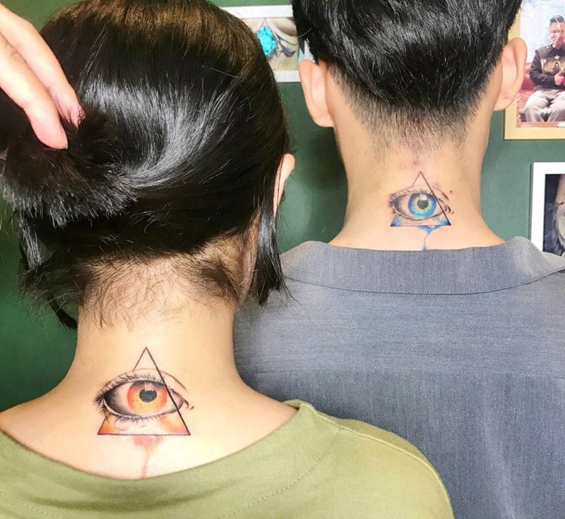 情侣眼纹身图片_情侣纹身图案