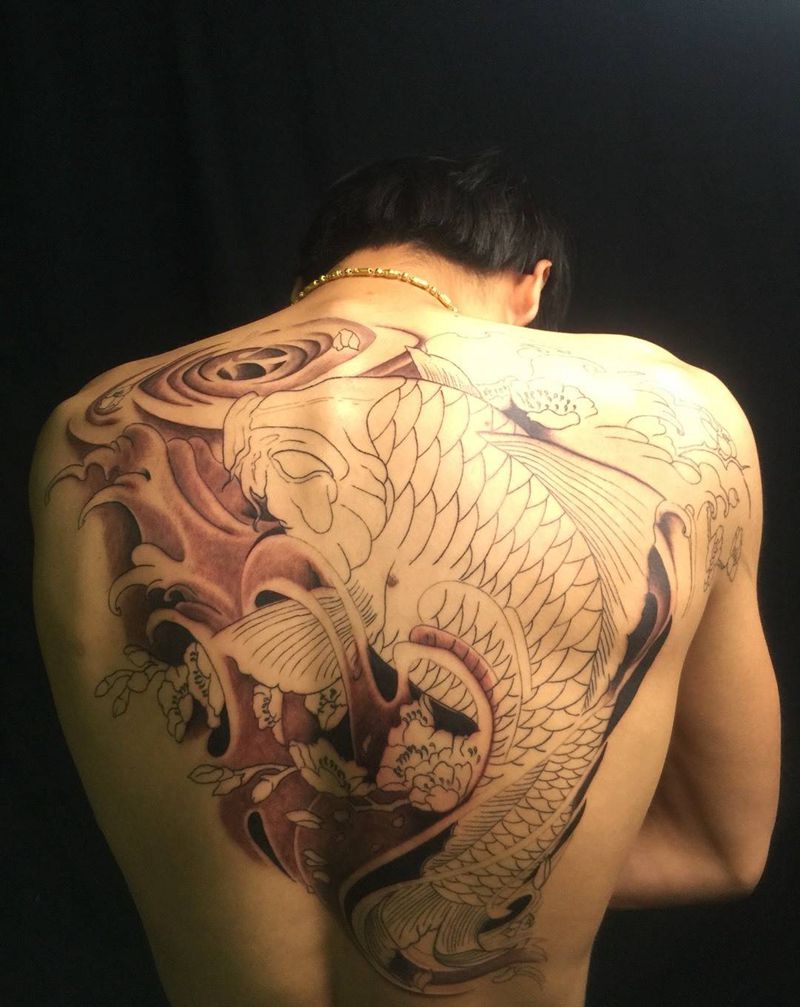 鲤鱼进度中…纹身图片