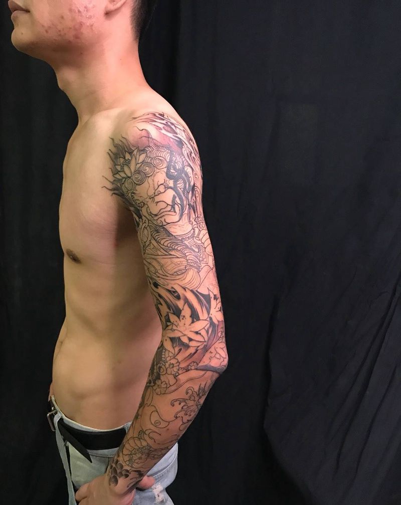 今日作品更新 （花臂背景雾进度中）纹身图片