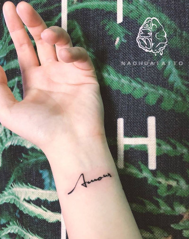 小字母纹身图片