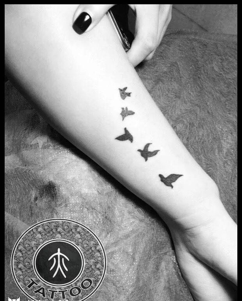 小清新纹身图片_成品手臂清新纹身图案