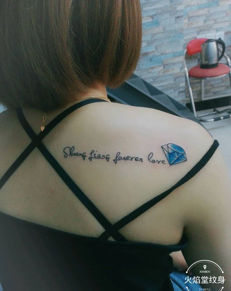 钻石纹身图片_背部新传统纹身图案