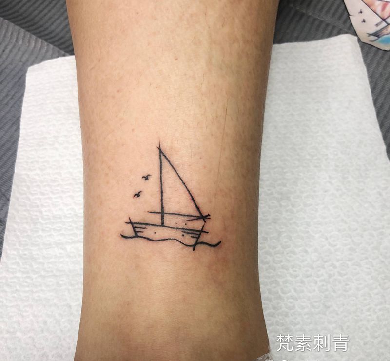 帆船纹身图片_腿部纹身图案