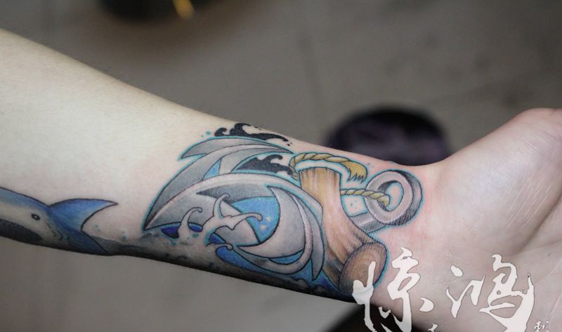 School 船锚 局部遮盖纹身图片_手臂New School纹身图案