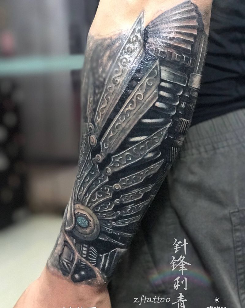 机械翅膀有点暴力纹身图片_手臂欧美写实遮盖纹身图案