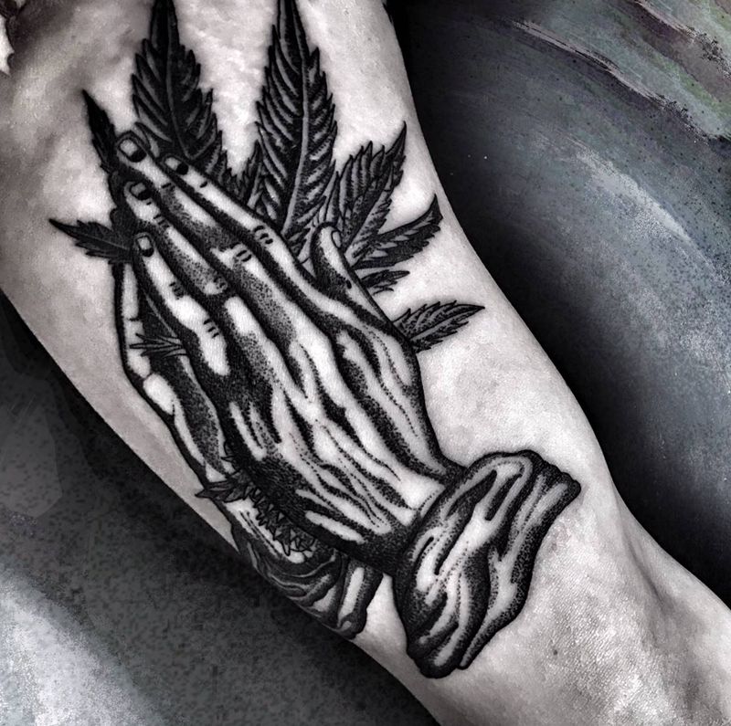 手纹身图片_手臂手部Old School纹身图案