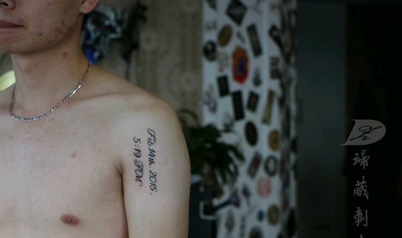 英文纹身图片_手部手臂花体字纹身图案