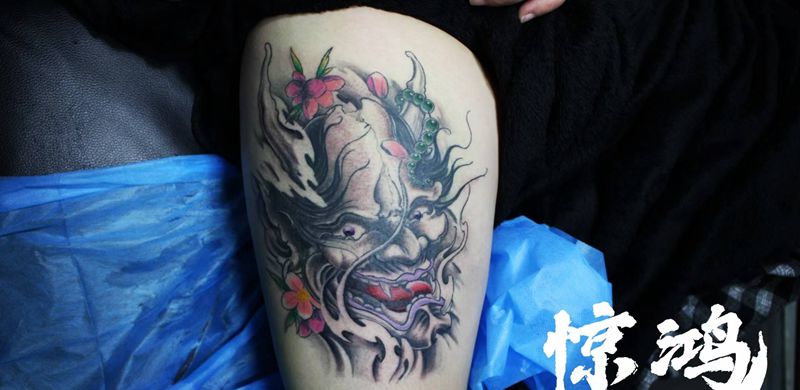 般若纹身图片_腿部新传统纹身图案