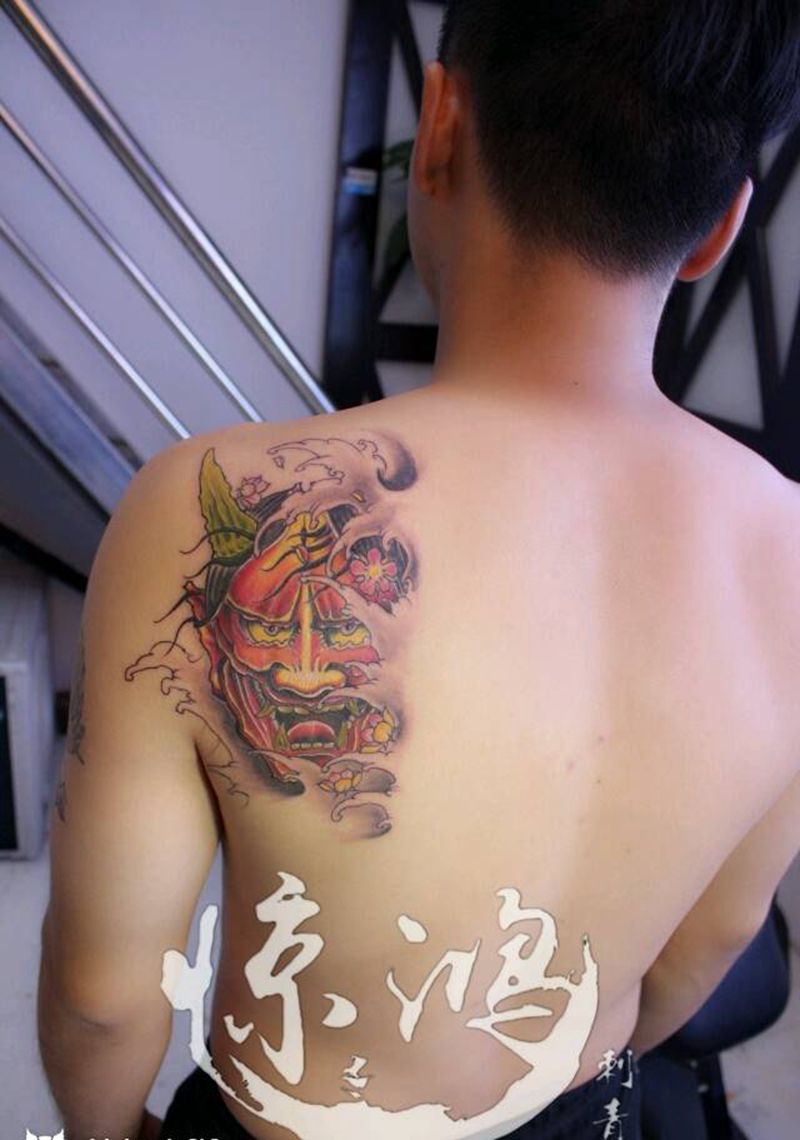 后肩般诺纹身图片_成品纹身图案