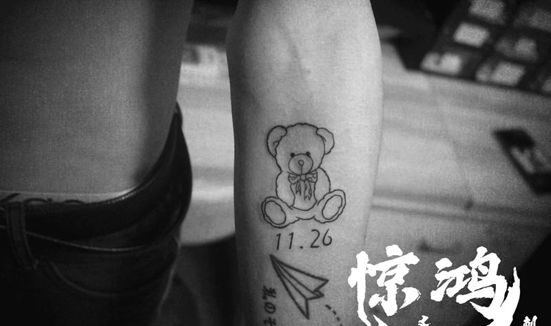 线条小清新纹身图片_手臂纹身图案