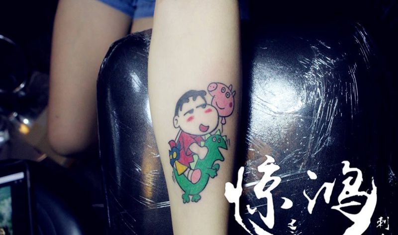 蜡笔小新纹身图片