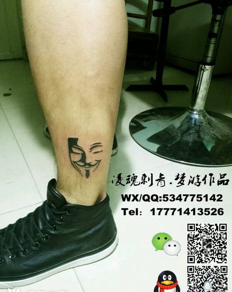 小腿V字仇杀队纹身图片_脚部清新人物图腾成品纹身图案