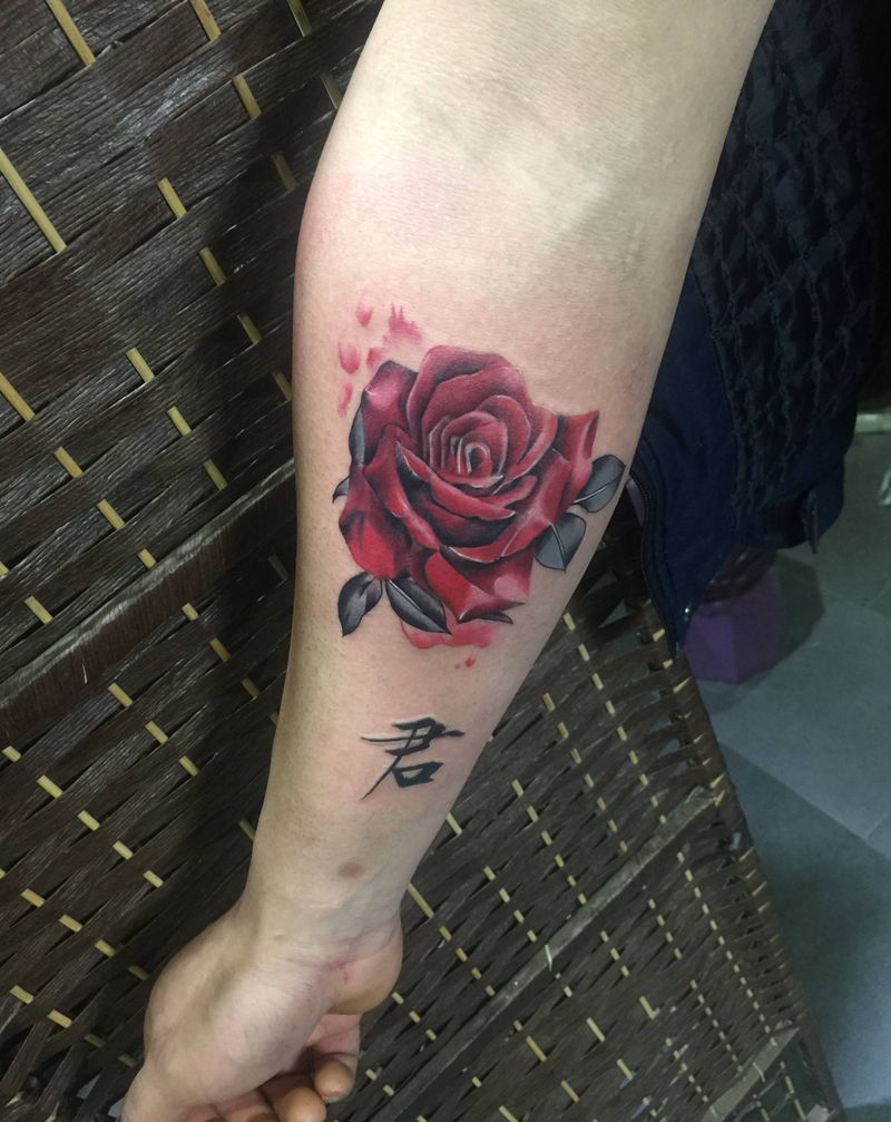 彩色玫瑰纹身图片