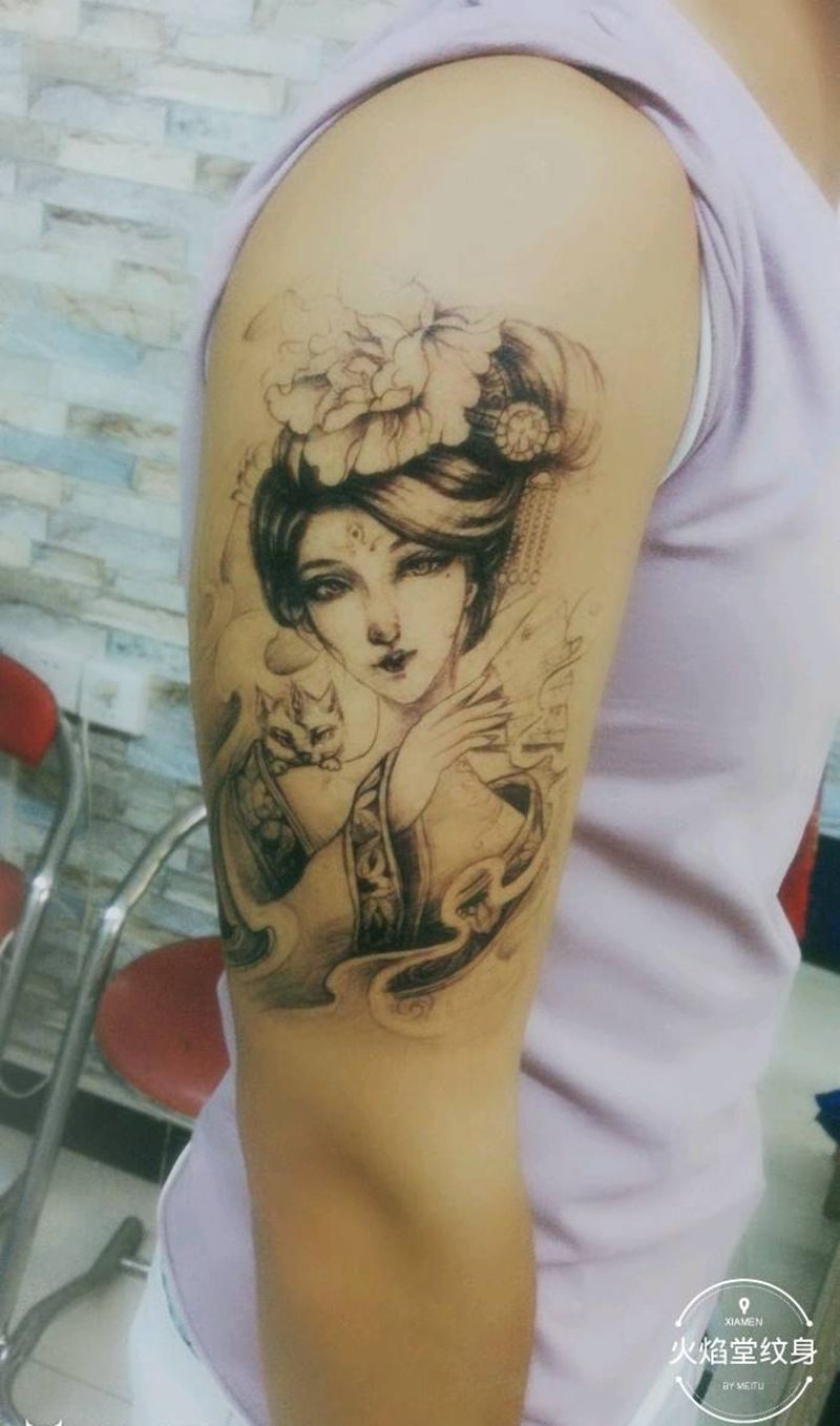 明月妓女纹身图片_手臂纹身图案