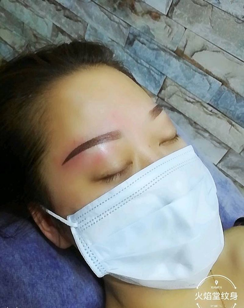 半永久绣眉纹身图片_半永久绣眉纹身图案