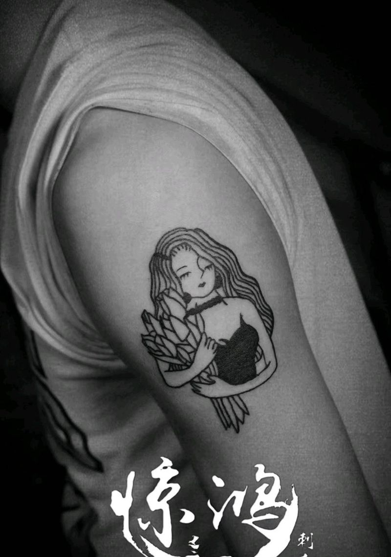 女孩纹身图片_手臂图腾New School纹身图案