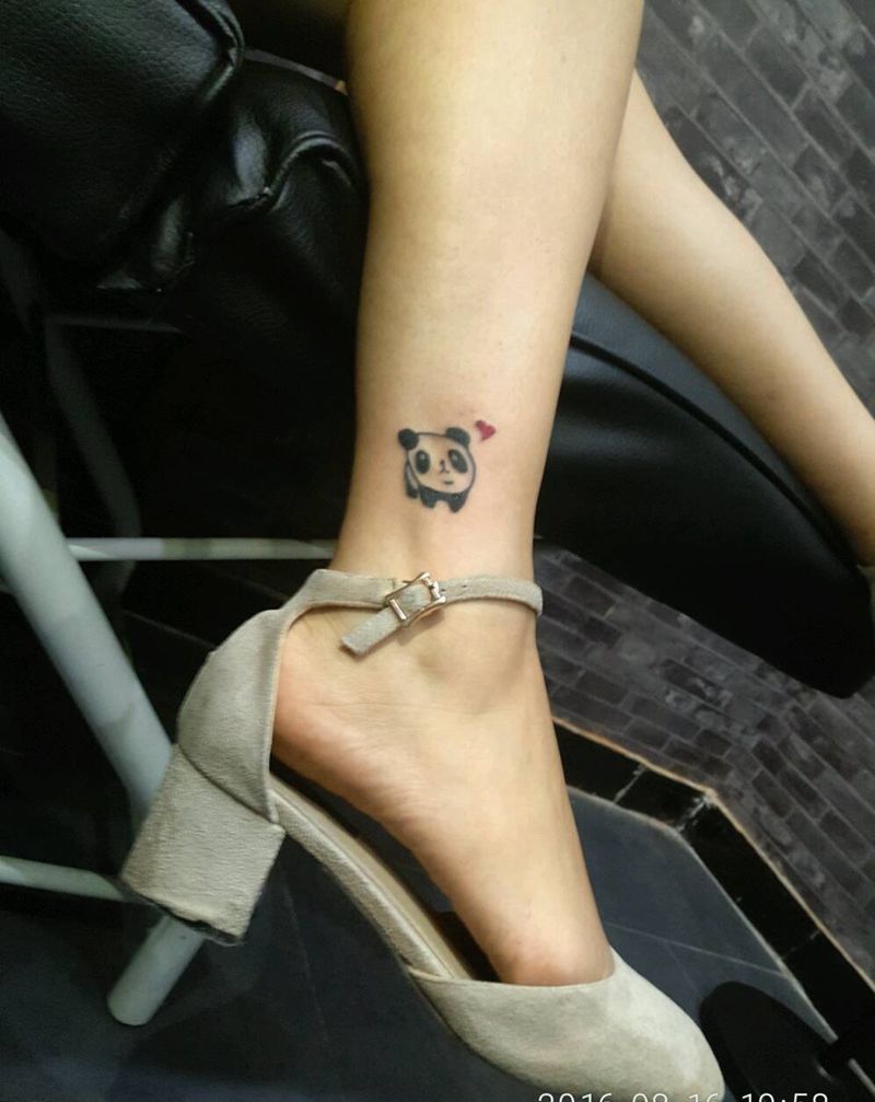 萌萌哒的小熊猫纹身图片