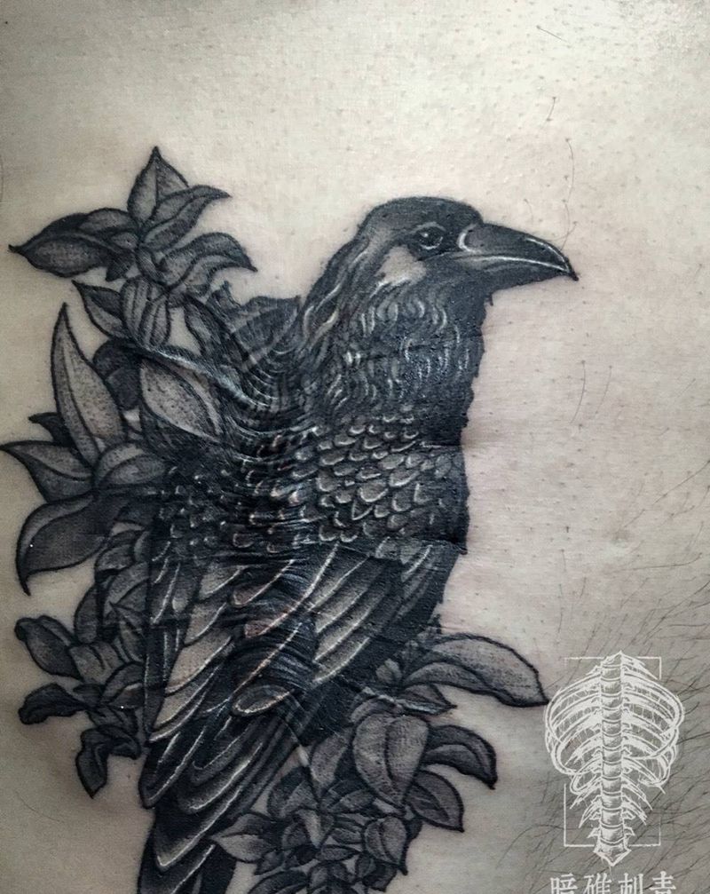鸟，伤疤遮盖纹身图片_成品腹部欧美动物纹身图案