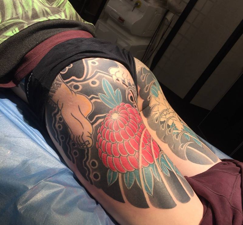 大腿局部。纹身图片_成品臀部腿部传统原创日式老傳統纹身图案