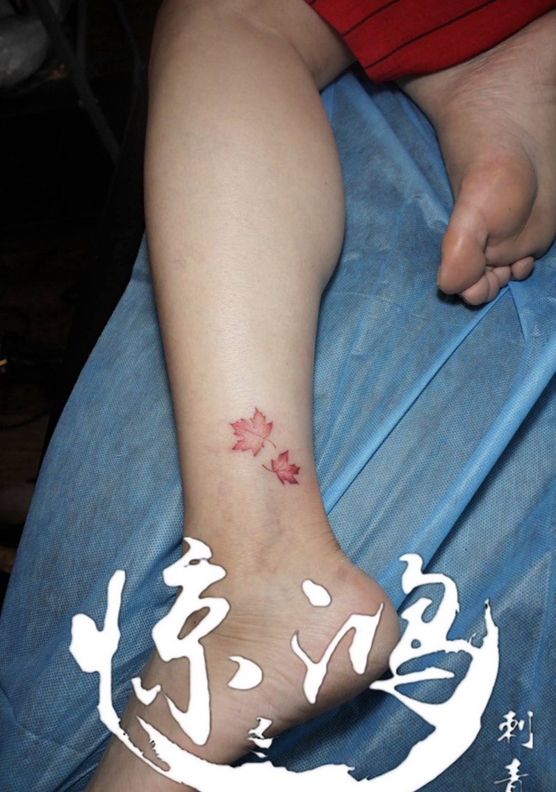 小枫叶纹身图片