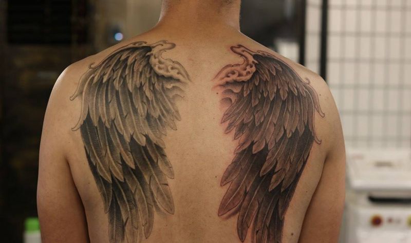 翅膀纹身图片