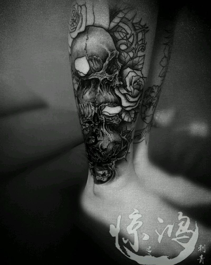 遮盖作品.未完成纹身图片_腿部欧美植物鬼神原创成品纹身图案