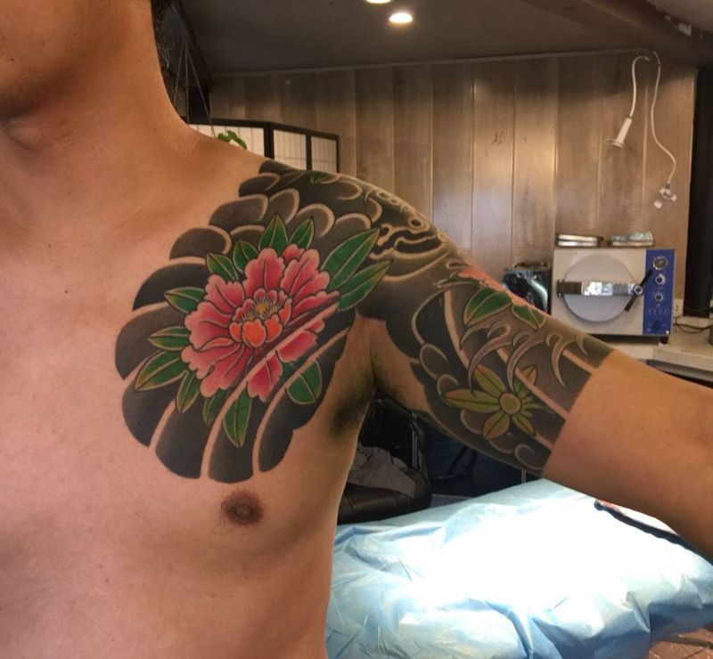 牡丹半胛，又畢業一位。纹身图片_成品手稿肩部手臂传统植物原创纹身图案