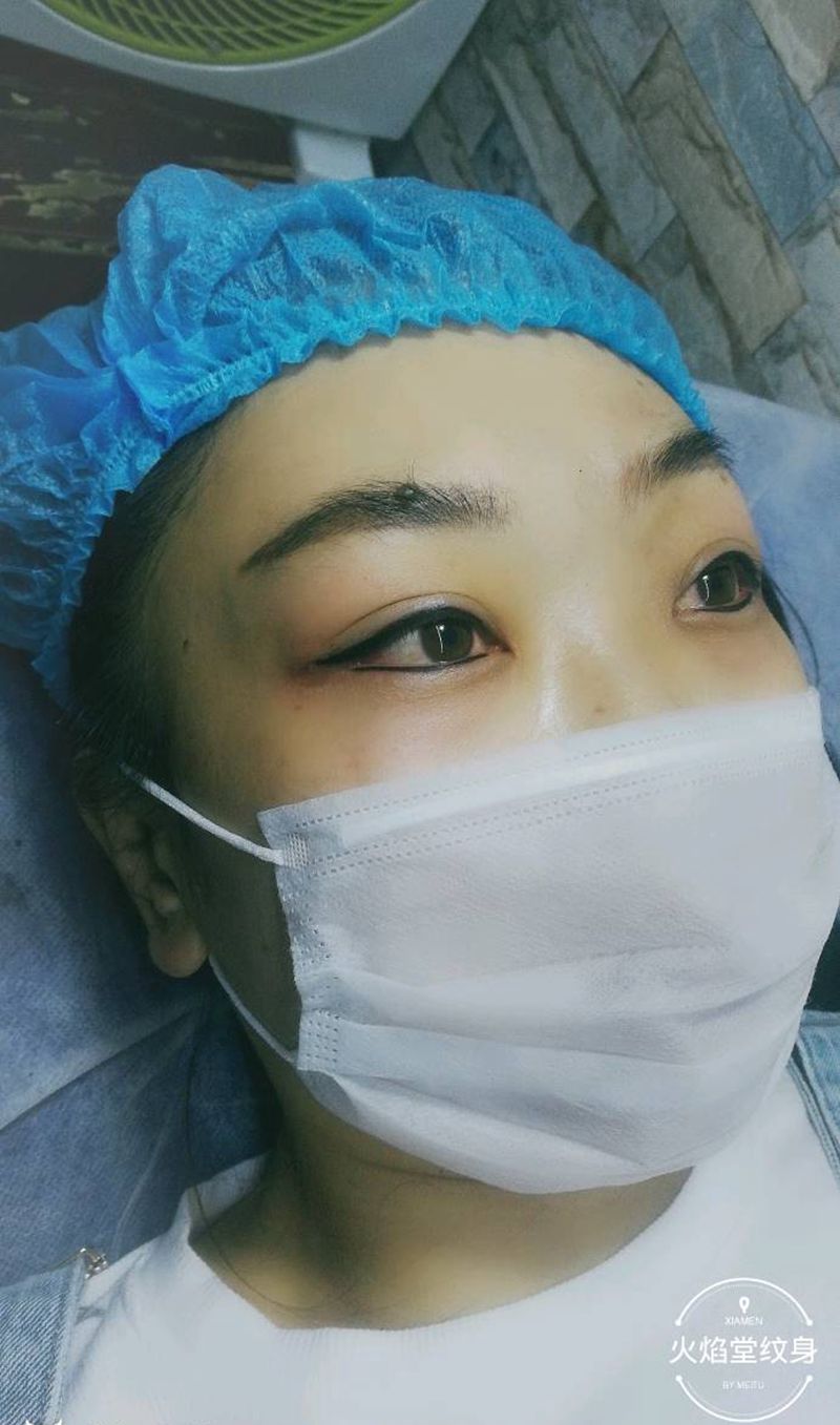 美瞳线纹身图片_美瞳线纹身图案