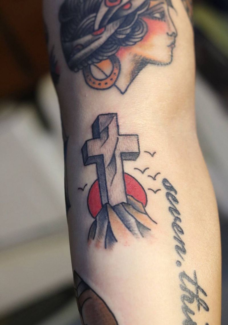 十字架 old纹身图片