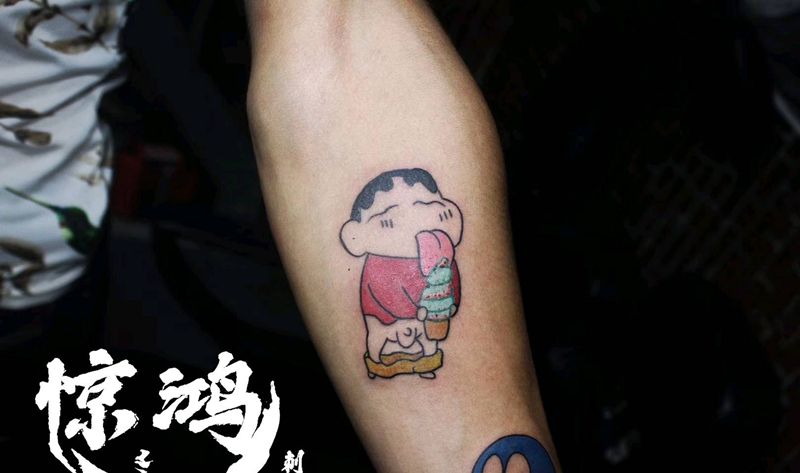 蜡笔小新纹身图片_手臂New School纹身图案