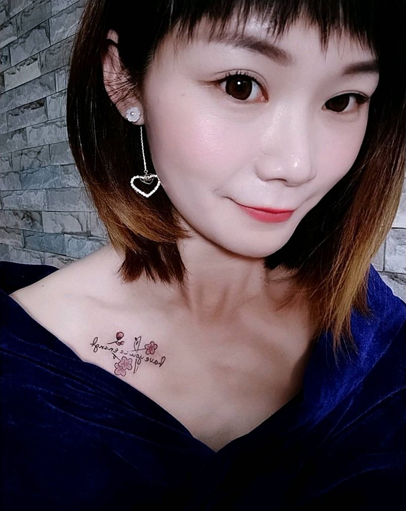 锁骨纹身纹身图片_胸部老传统纹身图案