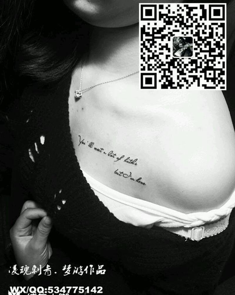 锁骨英文纹身图片_胸部传统字符成品纹身图案