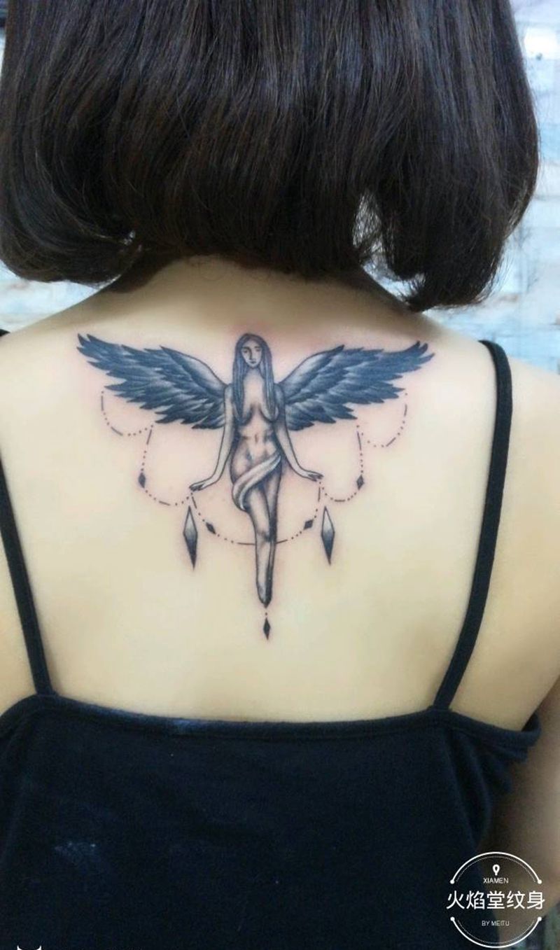 天使纹身图片_背部新传统纹身图案
