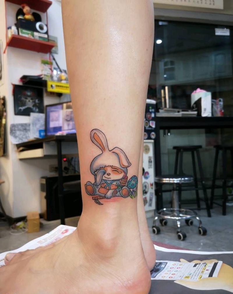 提莫队长纹身图片_腿部水彩几何纹身图案