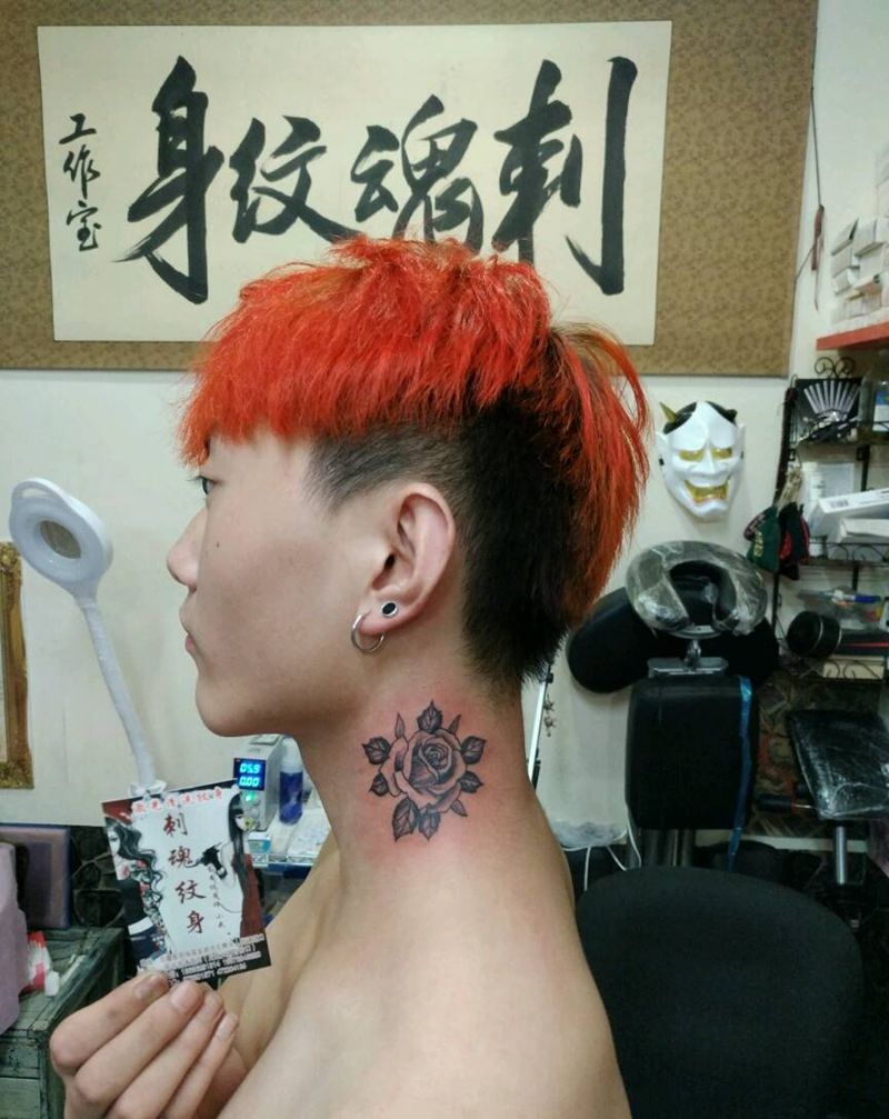 颈部玫瑰纹身图片_颈部传统清新几何植物原创花絮生活成品手稿纹身图案