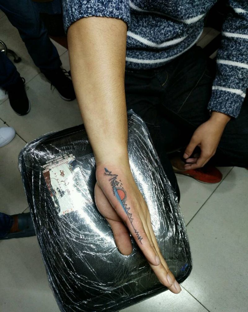 日出日落纹身图片_手部传统写实几何静物图腾原创花絮生活成品纹身图案