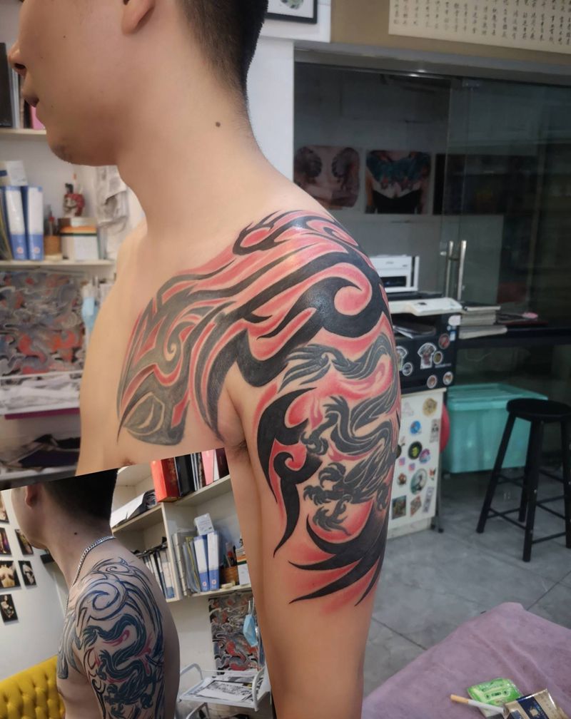 遮盖旧纹身疤痕纹身图片_胸部水彩新传统纹身图案