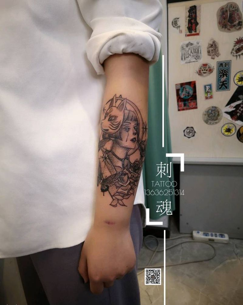 刺魂纹身作品集纹身图片_手臂老传统纹身图案