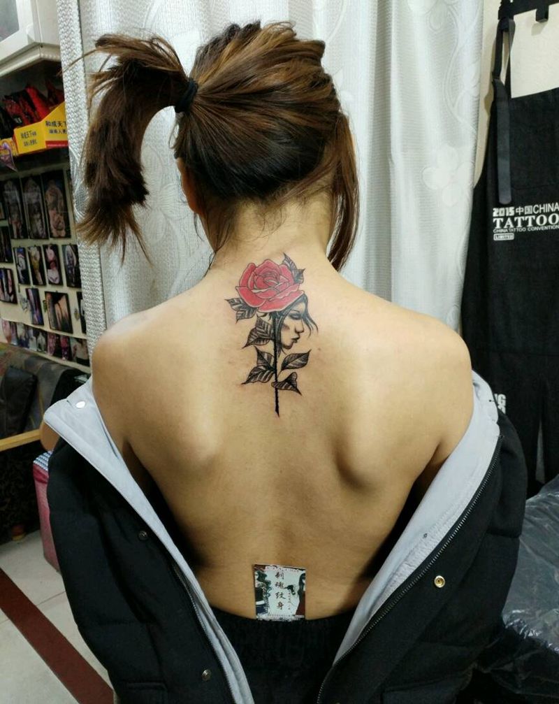 玫瑰纹身图片_背部传统原创花絮生活成品纹身图案