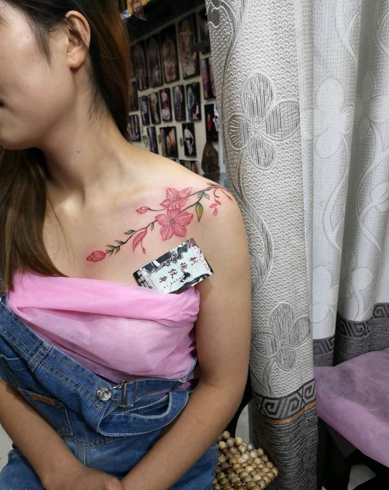 肩花纹身图片