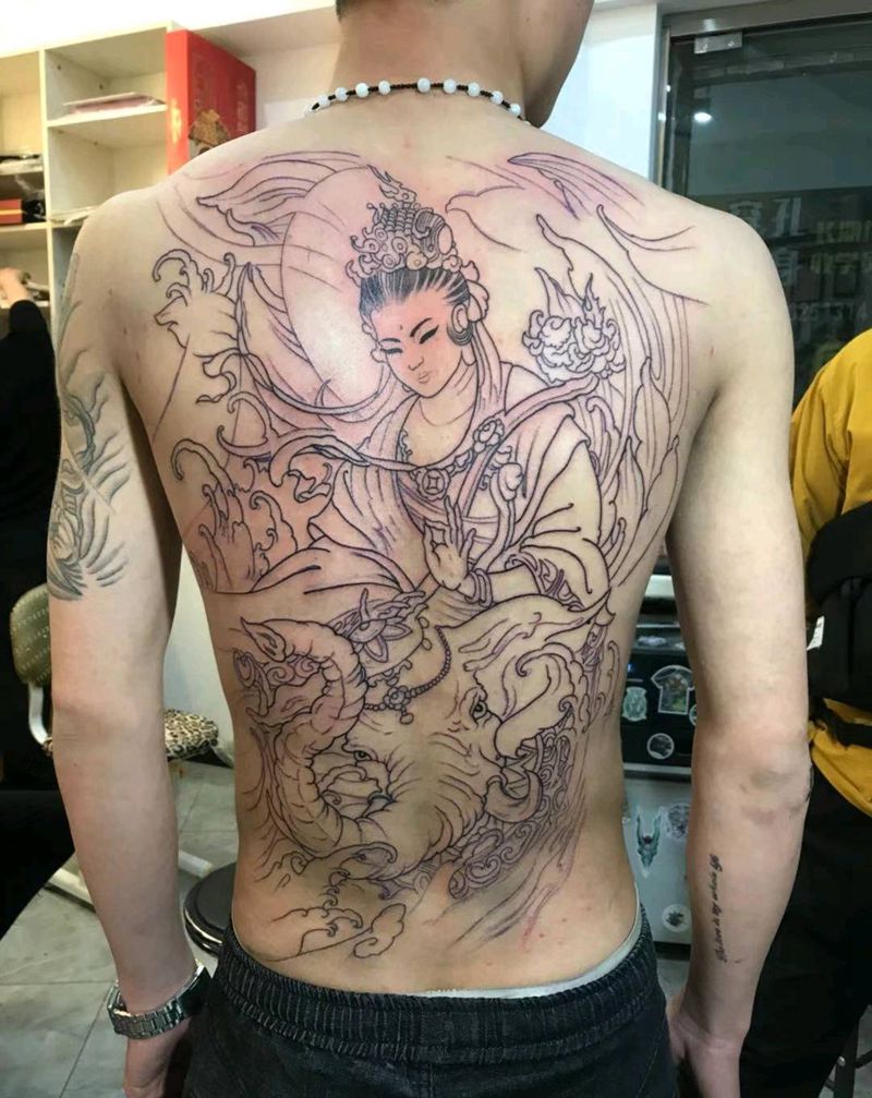 满背 普贤菩萨纹身图片_背部老传统纹身图案